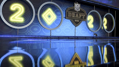 Imagen de tendencia de la NFL: Los Philadelphia Eagles hacen historia en el Draft de la NFL con la quinta selección de Georgia